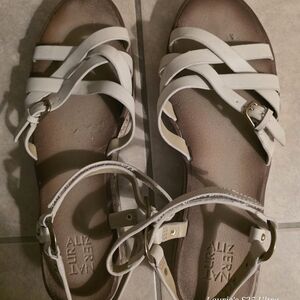 Naturalizer Off White Strappy Wedges